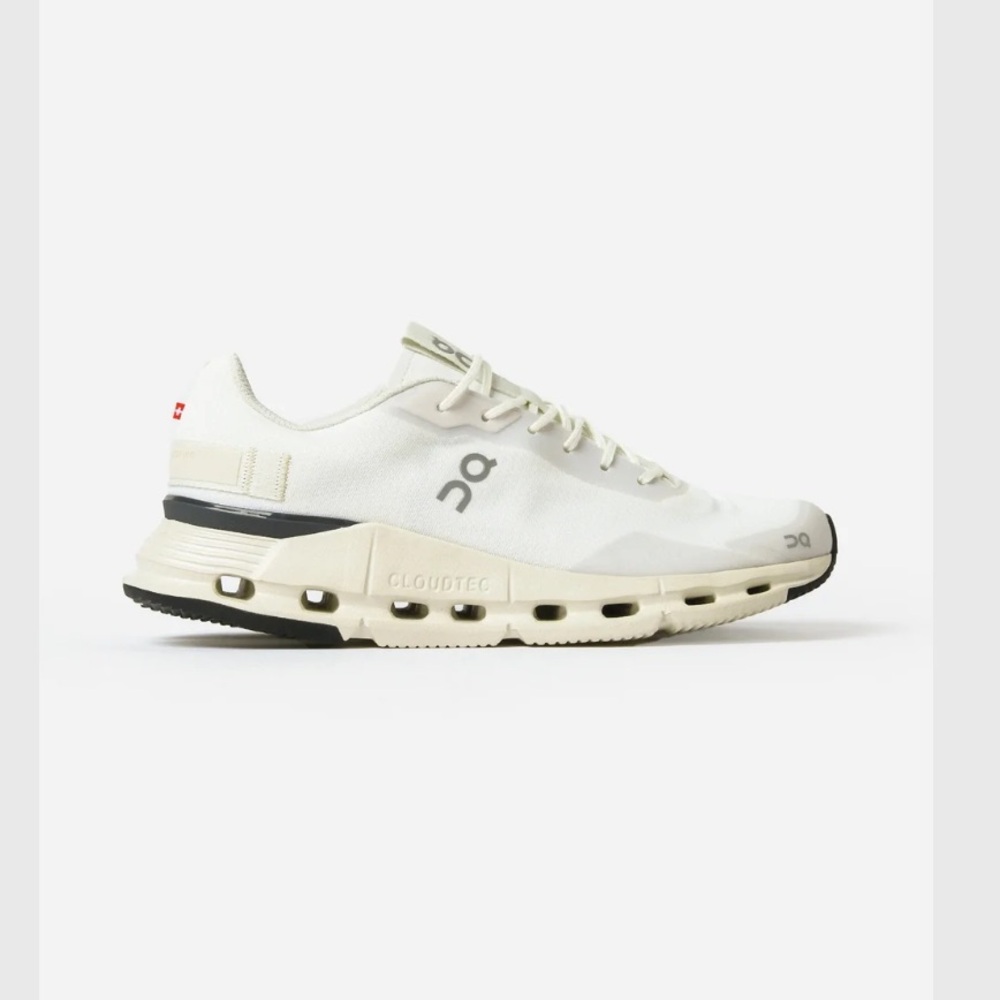 On Running - CLOUDNOVA FORM SNEAKER
